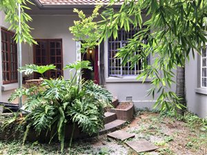1 Bed Garden Cottage in Craighall Park
