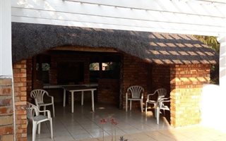 2 Bedroom House in Highveld