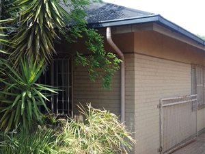 3 Bedroom House in Vanderbijlpark CE2