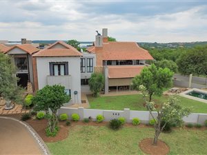 7 Bed House in Sable Hills Waterfront Estate