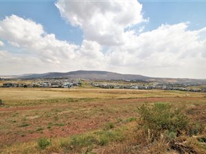 1033 m² Land available in Eye of Africa