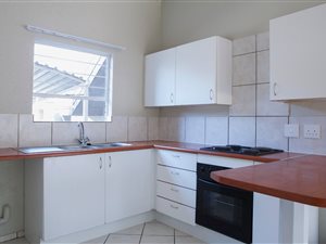 2 Bed Apartment in Grobler Park