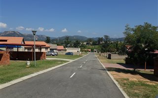 2 Bedroom House in Karino