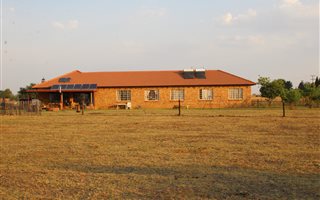 4 Bedroom House in Valtaki