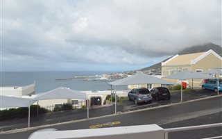 3 Bedroom Apartment in Simons Town