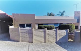 3 Bedroom Townhouse in Radiokop