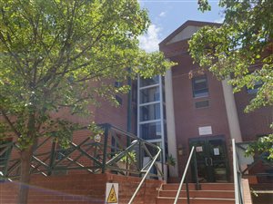 30 m² Commercial space in Menlyn