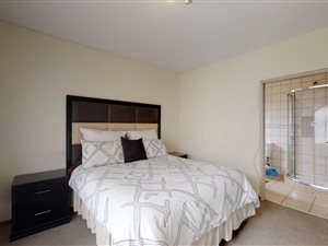 3 Bed Townhouse in Helderwyk