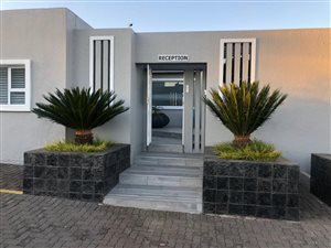 410 m² Commercial space in Florida Park