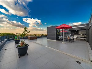 2 Bed Penthouse in Forest Town