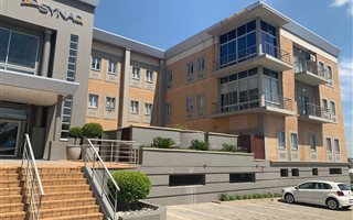 200 m² Commercial space in Sunninghill