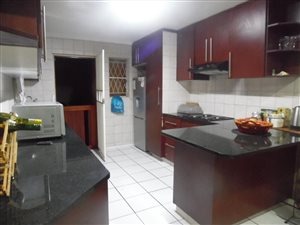 4 Bed House in Noordwyk