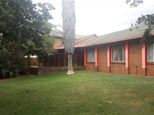 5 Bed House in Bendor Park