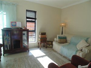 2 Bed Apartment in Lovemore Park