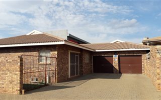 3 Bedroom Townhouse in Monument Heights