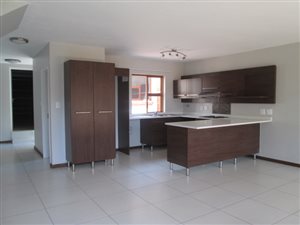 3 Bed Townhouse in Mooikloof Equestrian Estate