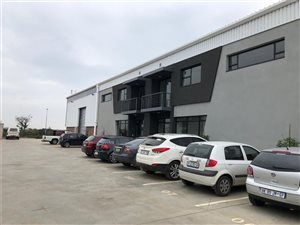1267 m² Industrial space in Louwlardia