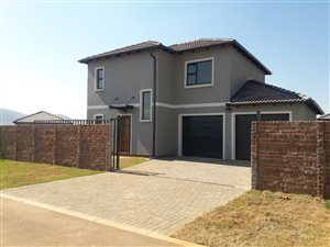 3 Bed House in Lady Selborne