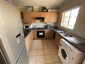 3 Bed Townhouse in Carlswald