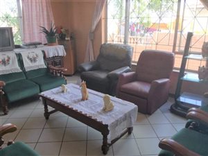 4 Bed House in Austerville