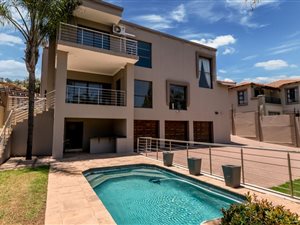 5 Bed House in Waterkloof Ridge