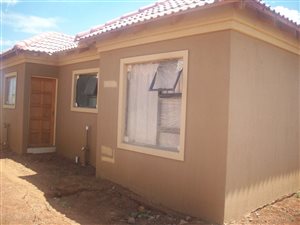 3 Bed House in Vanderbijlpark CE7