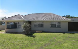 3 Bedroom House in Beacon Bay