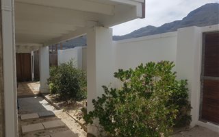 2 Bedroom House in Hout Bay and surrounds