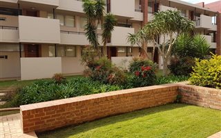 2 Bedroom Apartment in Monument Park