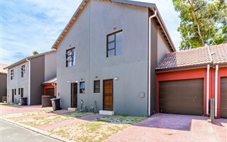 2 Bedroom Duplex in Hagley