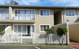 2 Bedroom Apartment in Mt Edgecombe