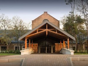 715 m² Land available in Helderfontein Estate