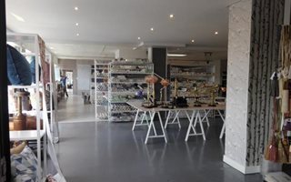 388 m² Office Space in Kramerville