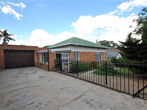 3 Bed House in Roseacre