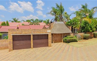3 Bedroom Townhouse in Glen Marais