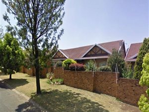 2 Bed Townhouse in Brackendowns
