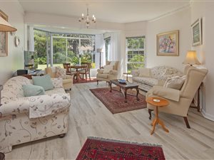 2 Bed Apartment in Eastcliff