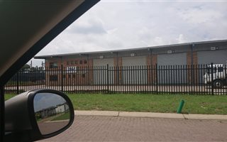879 m² Office Space in Secunda Central