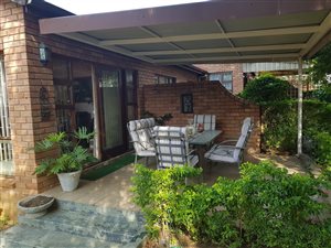 2 Bedroom Simplex in Montrose