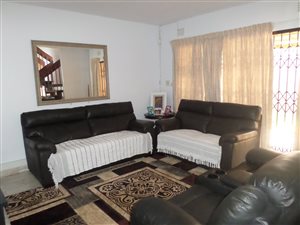 3 Bed Duplex in Empangeni Central