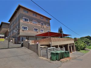 3 Bed Apartment in Bluff