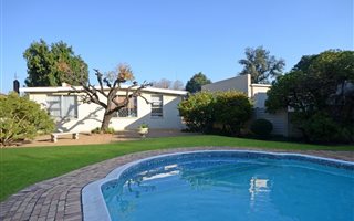 3 Bedroom House in Bramley