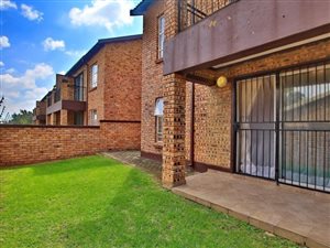 2 Bed Townhouse in Honey Park