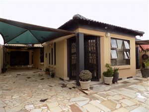 2 Bed House in Vosloorus