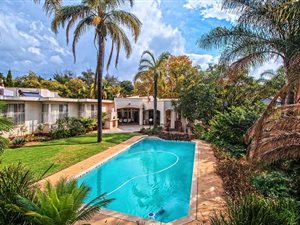 5 Bed House in Waterkloof Park