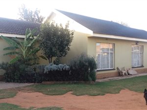 3 Bed House in Meyerton Park