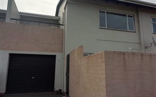 3 Bedroom Duplex in Malvern