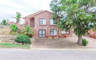 3 Bedroom House in Wavecrest