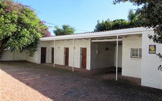 80 m² Commercial space in Mount Croix