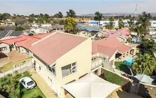 4 Bedroom House in Brackendowns